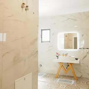 Luxury Penthouse B&e Sarandë